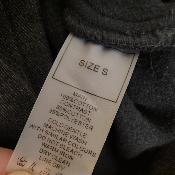 Manière De Voir Hoodie - Picture 5 of 5